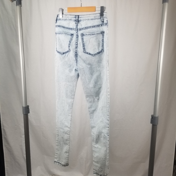 Cali Denim High Rise Skinny Acid-Wash - Picture 5 of 5